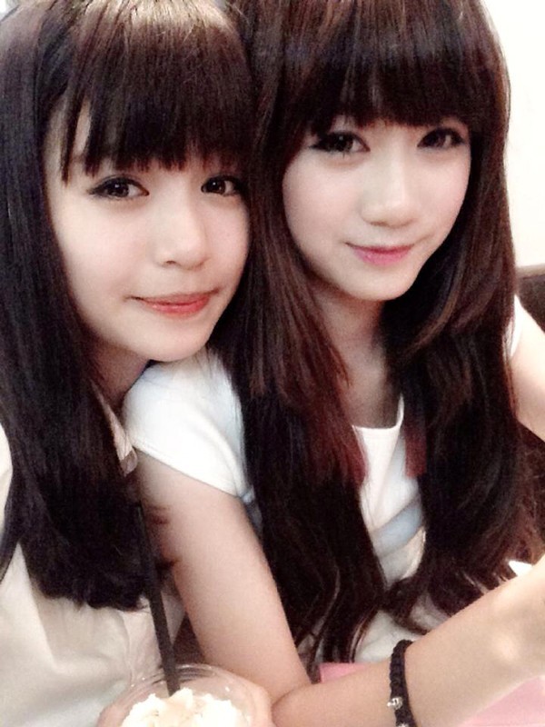 Mẫn Tiên khoe hình chụp cùng cô bạn thân trên cá nhân khiến dân mạng trầm trồ về độ giống nhau giữa hai cô nàng xinh đẹp