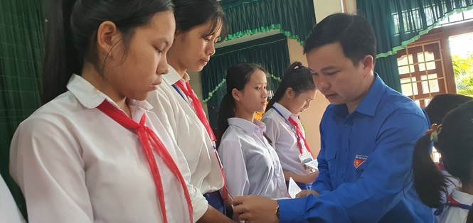 Chăm sóc, hỗ trợ thiếu nhi có hoàn cảnh đặc biệt khó khăn trong dịp Tết - ảnh 1