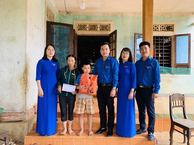 Chăm sóc, hỗ trợ thiếu nhi có hoàn cảnh đặc biệt khó khăn trong dịp Tết - ảnh 2