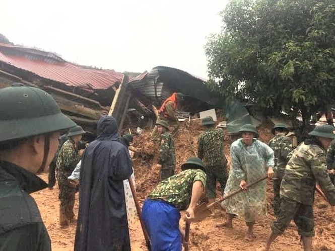 Kinh hãi hiện trường vụ sạt lở đất khiến 22 cán bộ, chiến sĩ ở Quảng Trị mất tích - ảnh 2