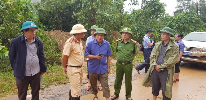 Kinh hãi hiện trường vụ sạt lở đất khiến 22 cán bộ, chiến sĩ ở Quảng Trị mất tích - ảnh 7