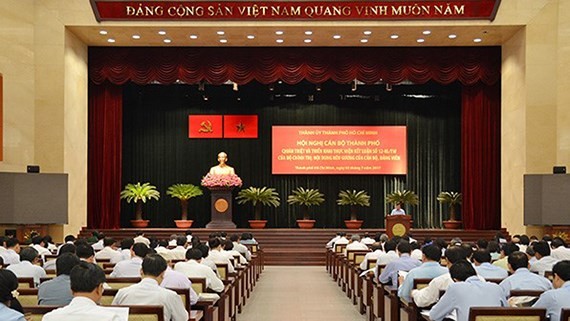 Chạy chức, chạy quyền, chạy tuổi,… chưa được đẩy lùi - ảnh 1