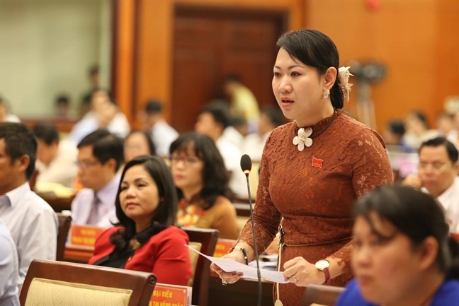 Đề xuất ‘trục xuất’ người nhập cư vi phạm chuẩn mực văn hóa lối sống TPHCM - ảnh 1