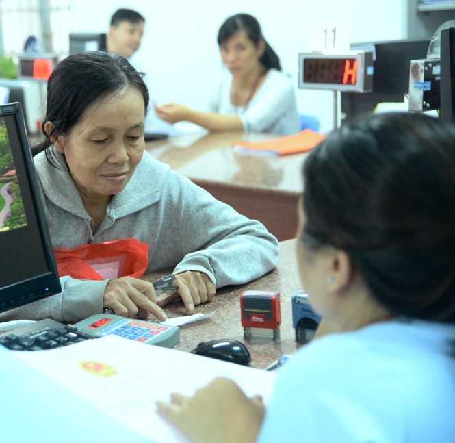 Cán bộ nhũng nhiễu, Giám đốc Sở TNMT TPHCM nhận trách nhiệm - ảnh 2