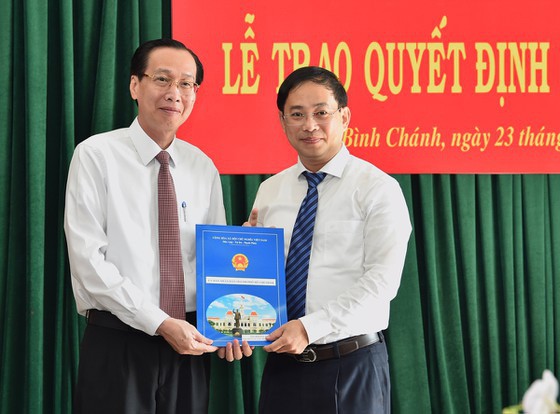 Approve the results of the election of many key leaders at HCMC - photo 2