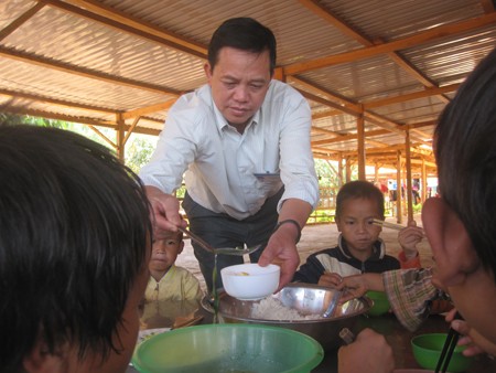 Vay hàng trăm triệu để xây trường đẹp cho học trò Bahnar - ảnh 5