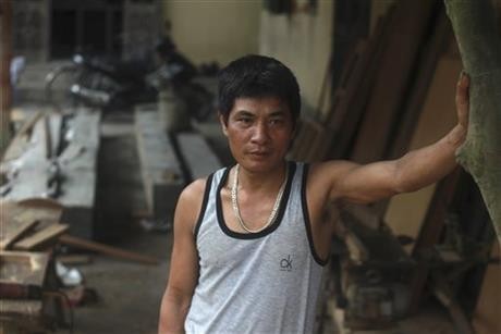 Chuyện đàn ông Việt xa vợ lên báo Tây - ảnh 2