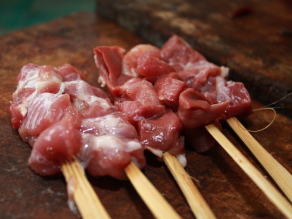 Những thành phần trong salad khiến bạn mãi không giảm cân - ảnh 1