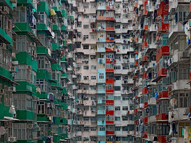 Sự dày đặc đáng sợ của các chung cư ở Hong Kong - ảnh 11