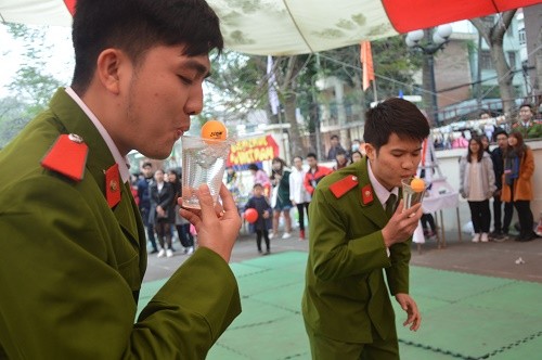 Tưng bừng 'Những sắc màu văn hóa' ở đại học Ngoại ngữ - ảnh 6