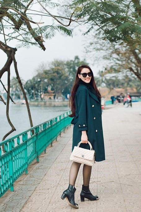 Những “má lúm đồng tiền” đắt giá của showbiz Việt - ảnh 6