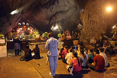 Trẩy hội chùa Hương mùa hoa gạo - ảnh 13