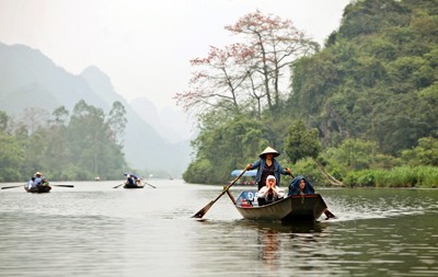 Trẩy hội chùa Hương mùa hoa gạo - ảnh 19