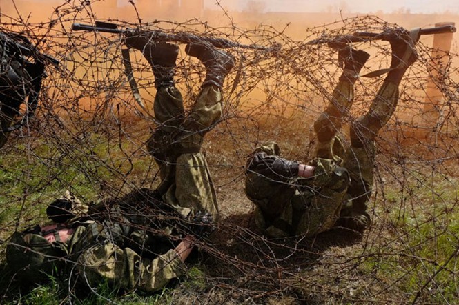 Mục kích đặc nhiệm Spetsnaz của Nga tác chiến - ảnh 9