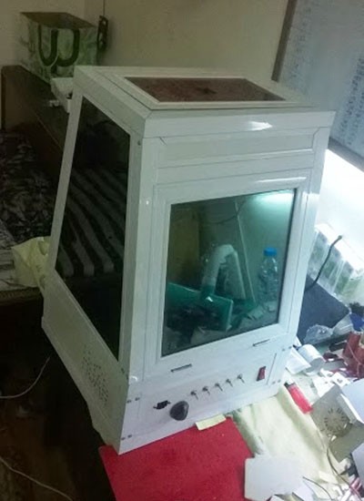 Nam sinh sáng chế máy làm sạch không khí và diệt khuẩn đa năng - ảnh 1
