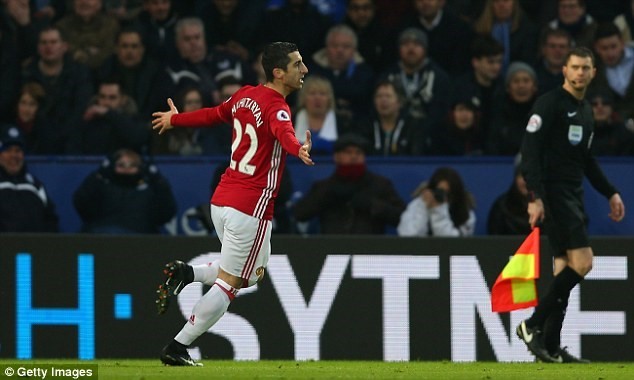 Là đàn ông, hãy như Mkhitaryan - ảnh 1