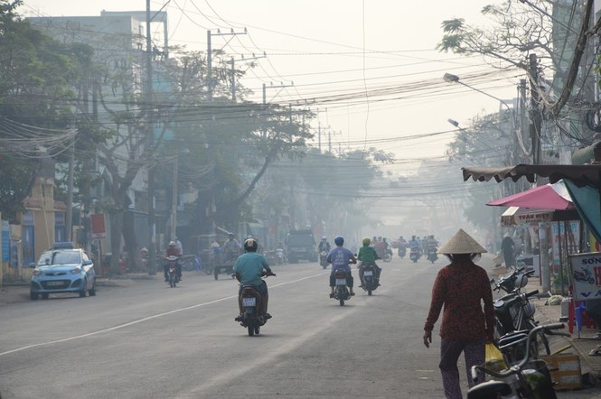 Ngỡ ngàng với hình ảnh Cần Thơ, Sóc Trăng phủ kín sương mù - ảnh 7