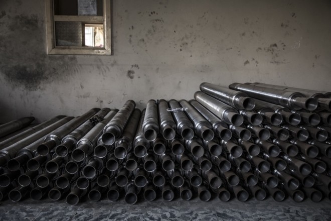 Lò sản xuất vũ khí của IS ở sào huyệt Mosul - ảnh 4