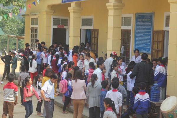 Mới nhất vụ 20 học sinh bị bệnh viêm cầu thận cấp ở Nghệ An - ảnh 1