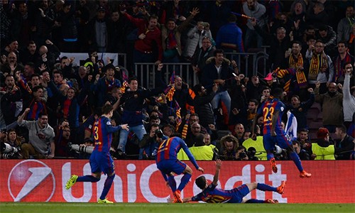 CĐV Barca 'đau đớn' vì bỏ về sớm trước thời khắc lịch sử - ảnh 1