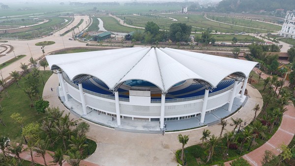 Khu nghỉ dưỡng có biển nhân tạo giữa Hà Nội của 'chúa đảo' Tuần Châu - ảnh 10