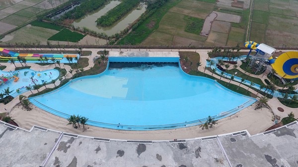 Khu nghỉ dưỡng có biển nhân tạo giữa Hà Nội của 'chúa đảo' Tuần Châu - ảnh 17