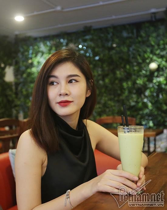 Chuyện ít biết về hot girl mệnh danh 'thần hộ mệnh' của MU - ảnh 5