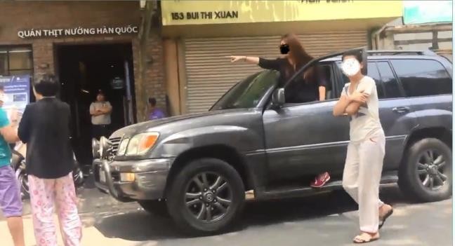 Sự thật vụ cô gái xi nhan trái, rẽ phải, chửi 'sếp' như hát hay - ảnh 4