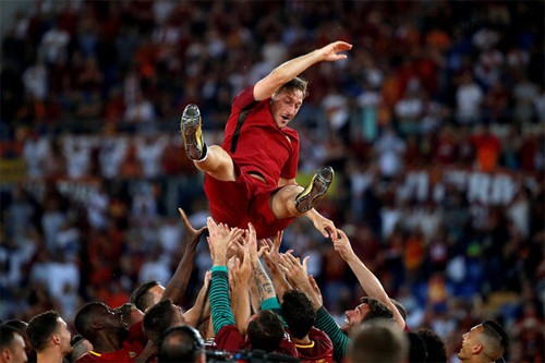 Totti: 'Chân tôi hết vui, nhưng trái tim vẫn đập' - ảnh 3
