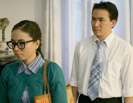 Cuộc sống ồn ào nhiều biến động của dàn sao phim 'Cô gái xấu xí' - ảnh 1