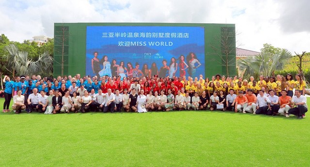 Thí sinh đầu tiên lọt top 40 của Hoa hậu Thế giới 2017 là ai? - ảnh 11