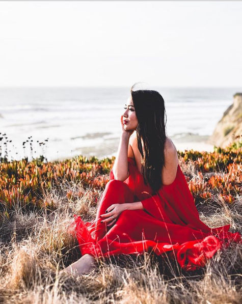 Nhan sắc cuốn hút của gái gốc Việt có tài khoản Instagram 'đắt' nhất thế giới - ảnh 4
