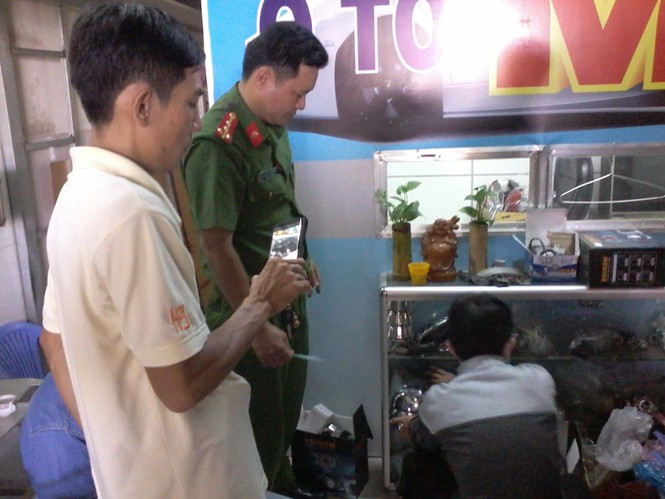 Thanh niên 19 tuổi bẻ trộm 50 kính xế hộp bên đường - ảnh 1