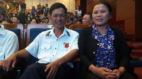 Tri ân, tưởng niệm chiến sỹ đã hy sinh để bảo vệ đảo đá Gạc Ma - ảnh 3