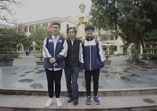 Hai nam sinh trường Phan Bội Châu ẵm giải nhất thi khoa học - ảnh 2