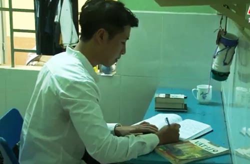 Gần 600 giáo viên có nguy cơ mất việc: Tùy tiện tuyển dụng - ảnh 1