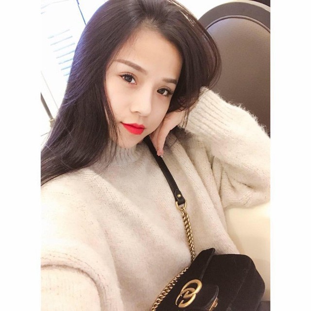 Hé lộ bạn gái siêu xinh của thủ môn Văn Lâm - ảnh 16