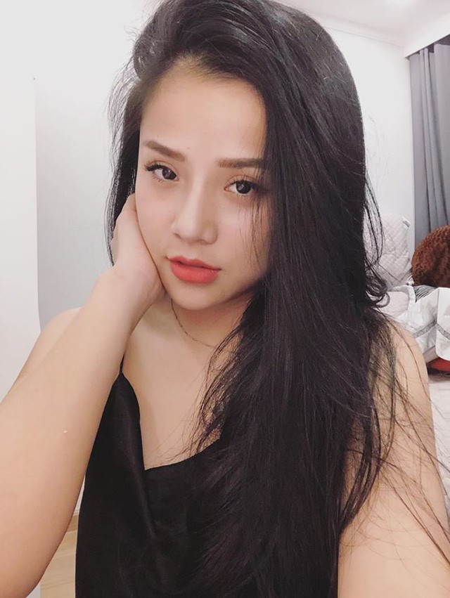 Hé lộ bạn gái siêu xinh của thủ môn Văn Lâm - ảnh 4