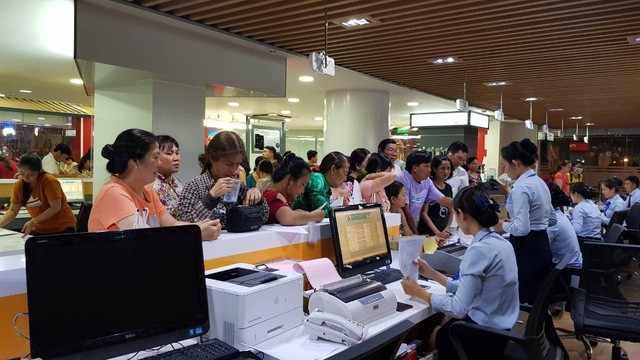 Khoá SIM chỉ sau 1 tin nhắn thông báo: Nhà mạng có phạm luật? - ảnh 1