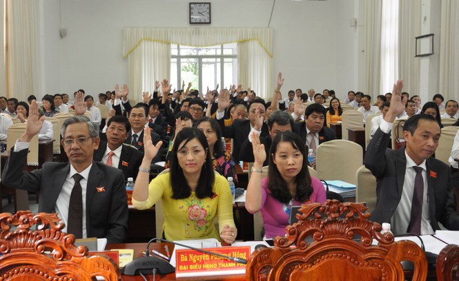 Kiện toàn nhân sự Cần Thơ, Kon Tum - ảnh 1