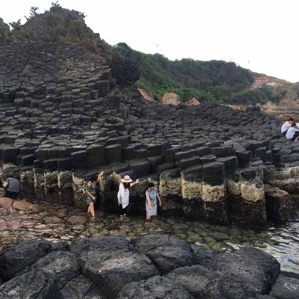 Những điểm ăn chơi ngon, bổ, rẻ, đẹp mê hồn khi tới Phú Yên - ảnh 1