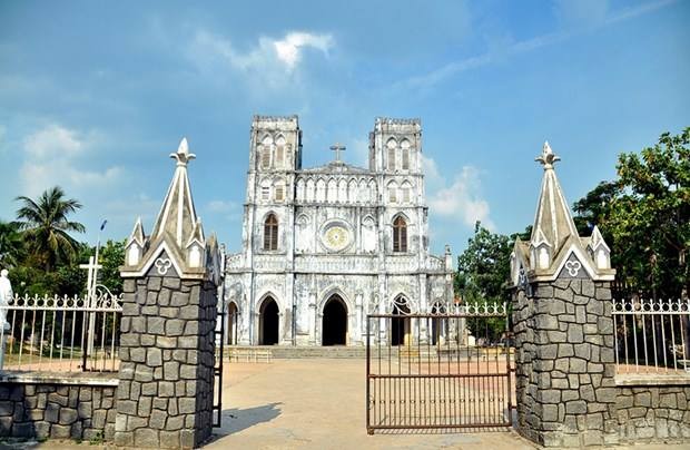 Những điểm ăn chơi ngon, bổ, rẻ, đẹp mê hồn khi tới Phú Yên - ảnh 2