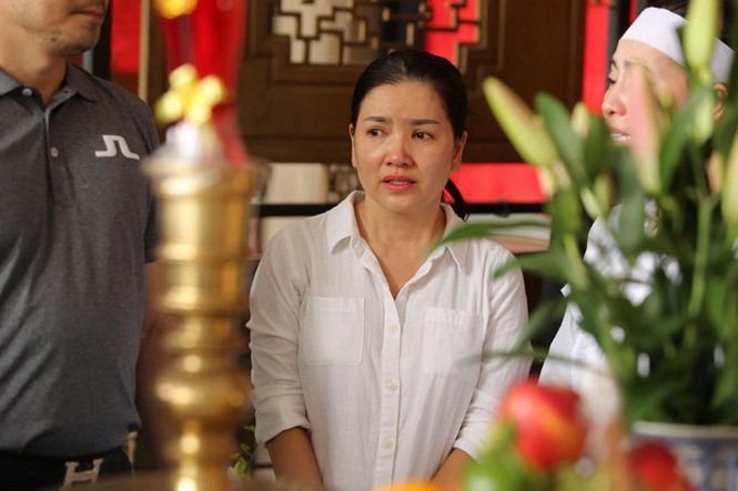 Đồng nghiệp đau buồn bật khóc trong lễ viếng nghệ sĩ Thanh Hoàng - ảnh 4