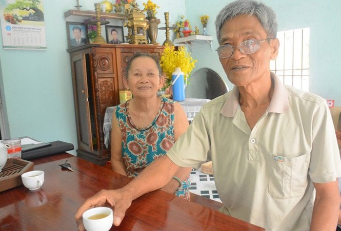 Bố chồng rơi nước mắt làm chủ hôn cho con dâu - ảnh 1
