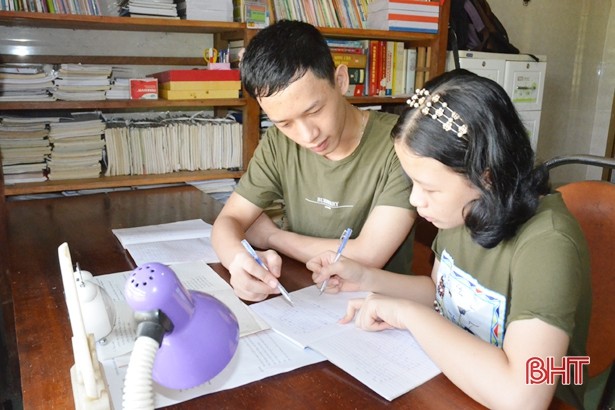 'Lộ danh' thủ khoa khối B ở Hà Tĩnh: Gia nhập ĐH Y Hà Nội - ảnh 2