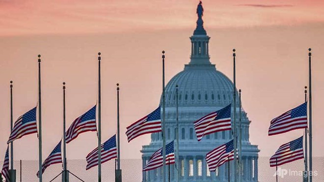 Tang lễ TNS John McCain sẽ diễn ra dưới vòm Điện Capitol - ảnh 1