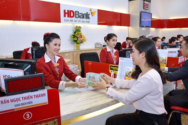 Moody’s nâng bậc xếp hạng tín nhiệm của HDBank lên B1 - ảnh 2