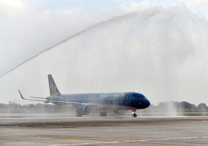 Tàu bay A321neo mới của Vietnam Airlines đón năm bận rộn hàng không - ảnh 2