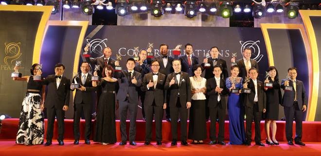 VietinBank nhận cú đúp giải thưởng bán lẻ năm 2018 - ảnh 1