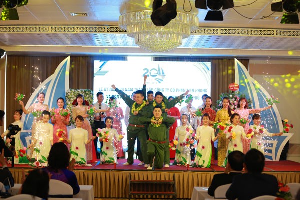 Công ty Cổ phần Tiền Phong bứt phá trên chặng đường 20 năm - ảnh 2